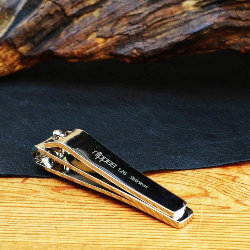 手の指に合わせた爪切り